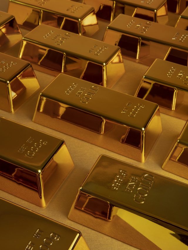 Best Investment Plan 2025: PPF vs SIP vs Stocks vs Gold – क्या है आपके लिए सही?